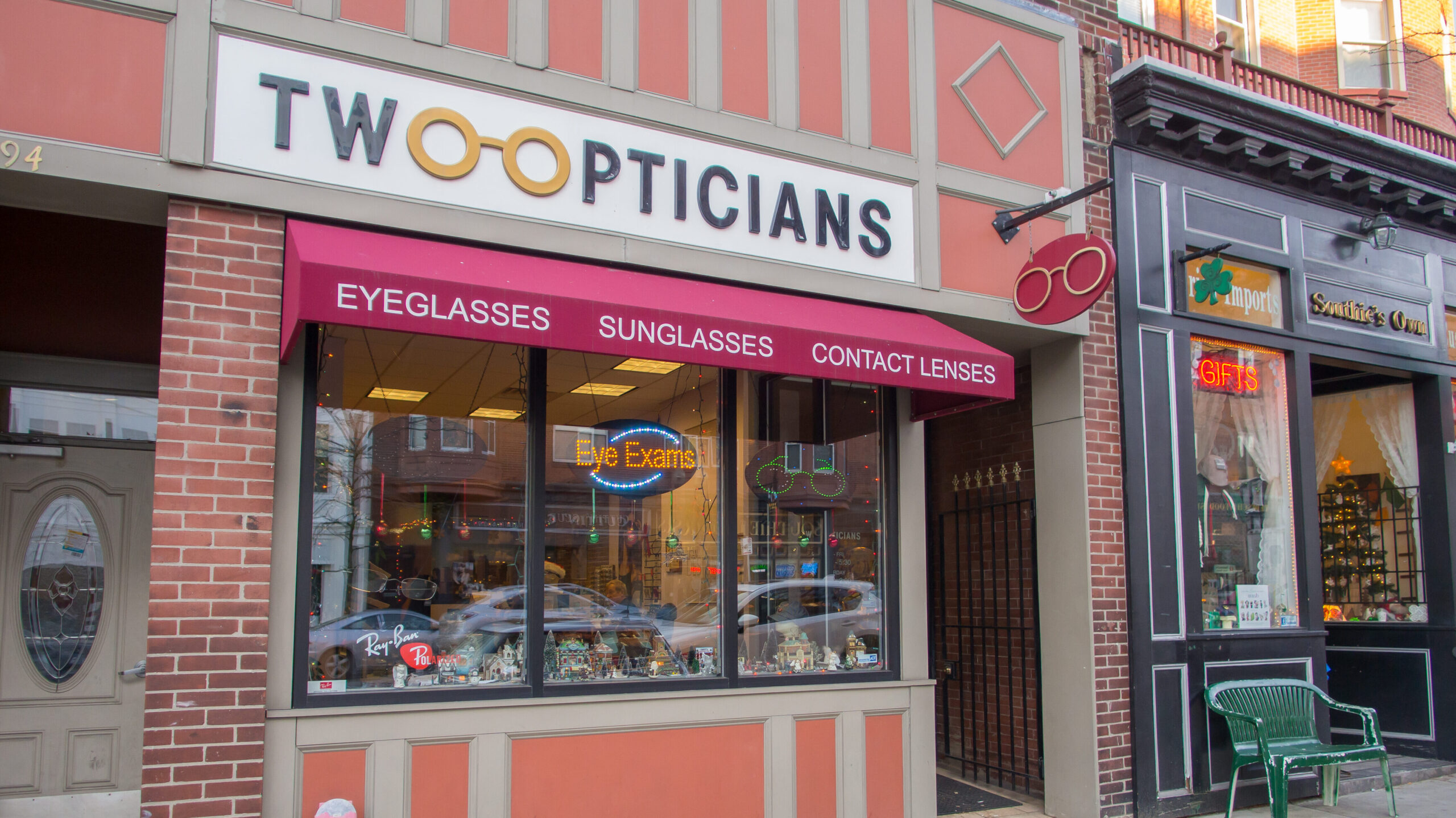 eye clinics that take vsp near me        <h3 class=